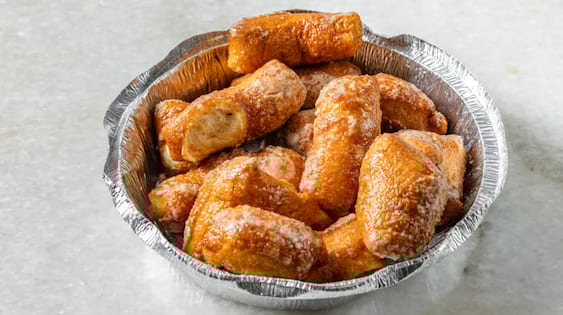 Zeppolis.