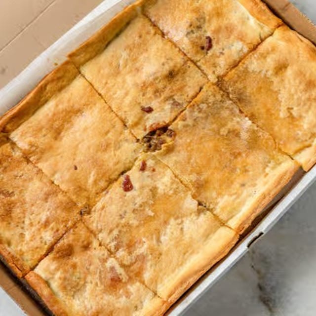 18" Sicilian Pizza.