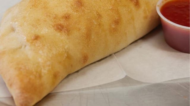 Calzone with Standard Topping.