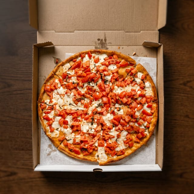 Fresh Tomato & Mozzarella.